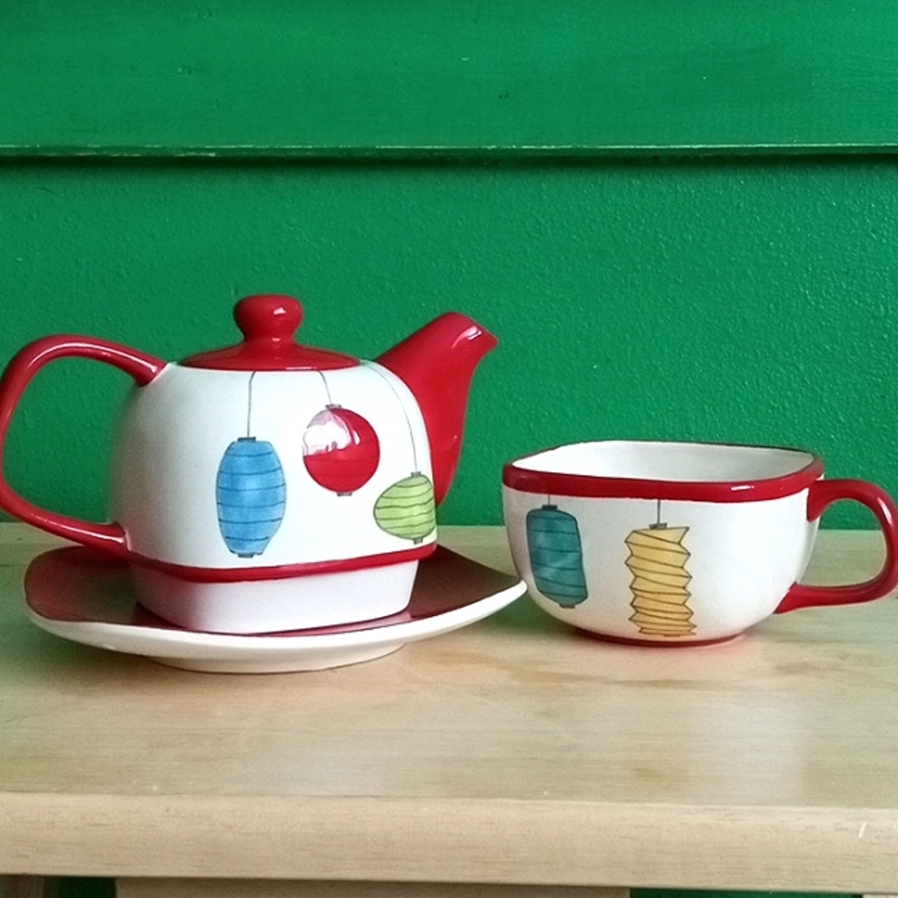 Teapot Set - Picture 3 of 3